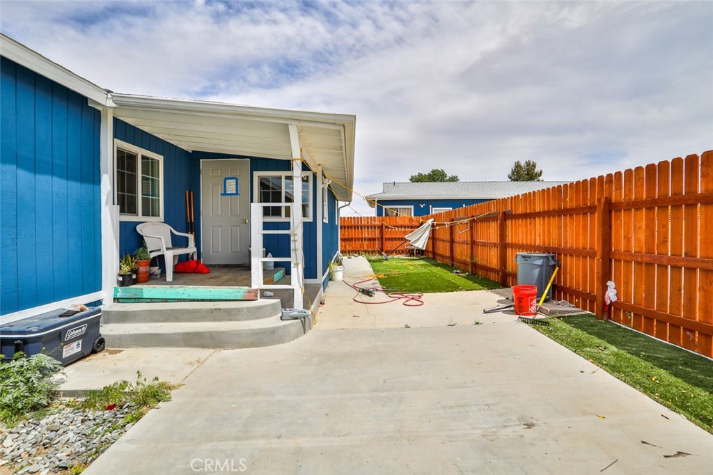 9127 Holiday Lane