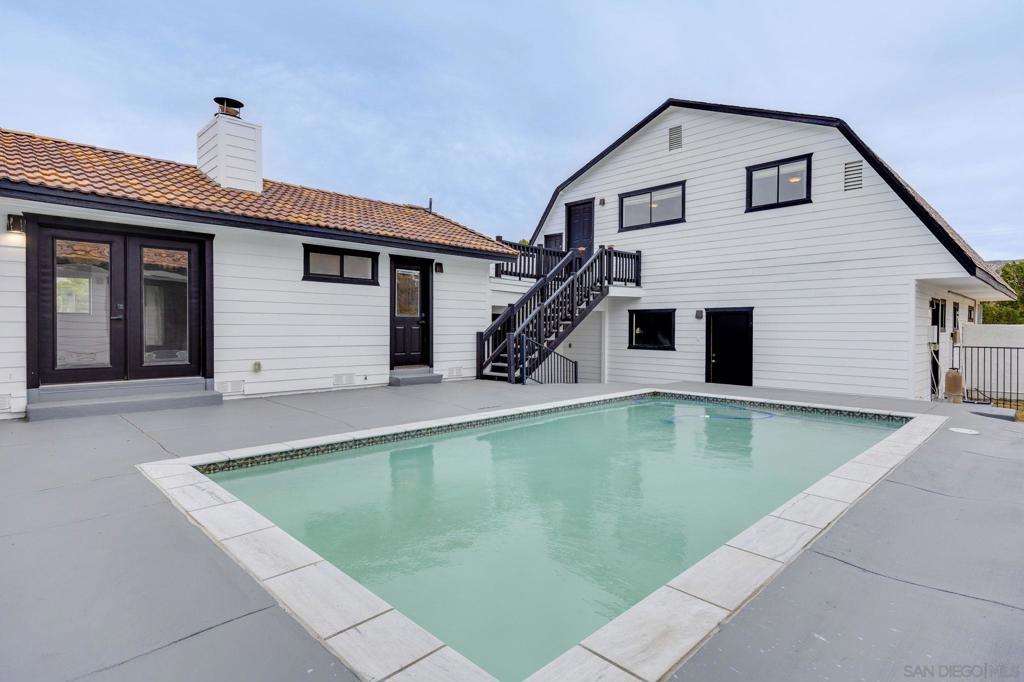 7452 Kickin Horse Trail