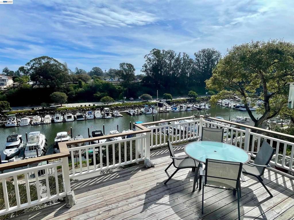 Photo of 126 Frederick St St, Santa Cruz, CA 95062 (MLS # 41128483)