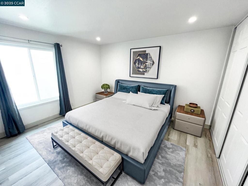 listing image 130729380238446377047