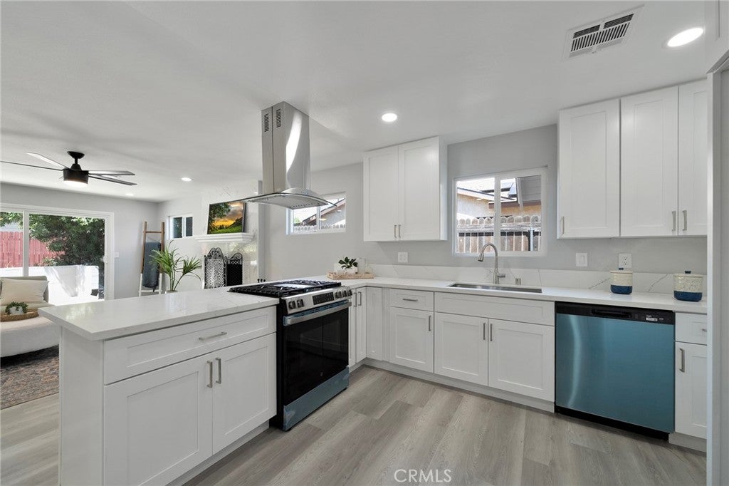 675 Palo Alto Avenue