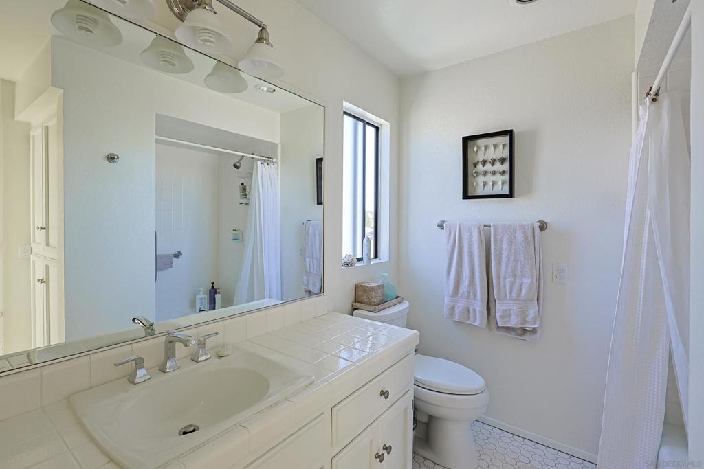 Coronado Village - Residential Lease