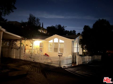 Photo of 4201 Topanga Canyon Boulevard #28, Woodland Hills, CA 91364 (MLS # 25622573)