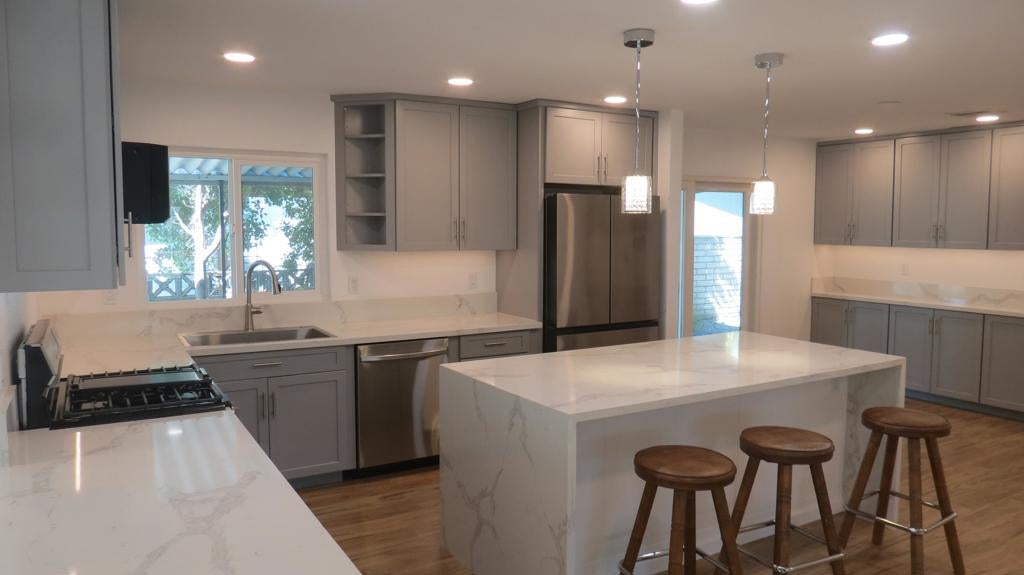 39368 Warm Springs Drive