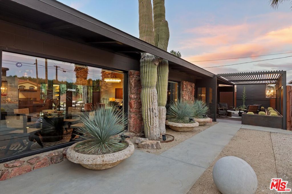 19591 Prickly Pear Trail