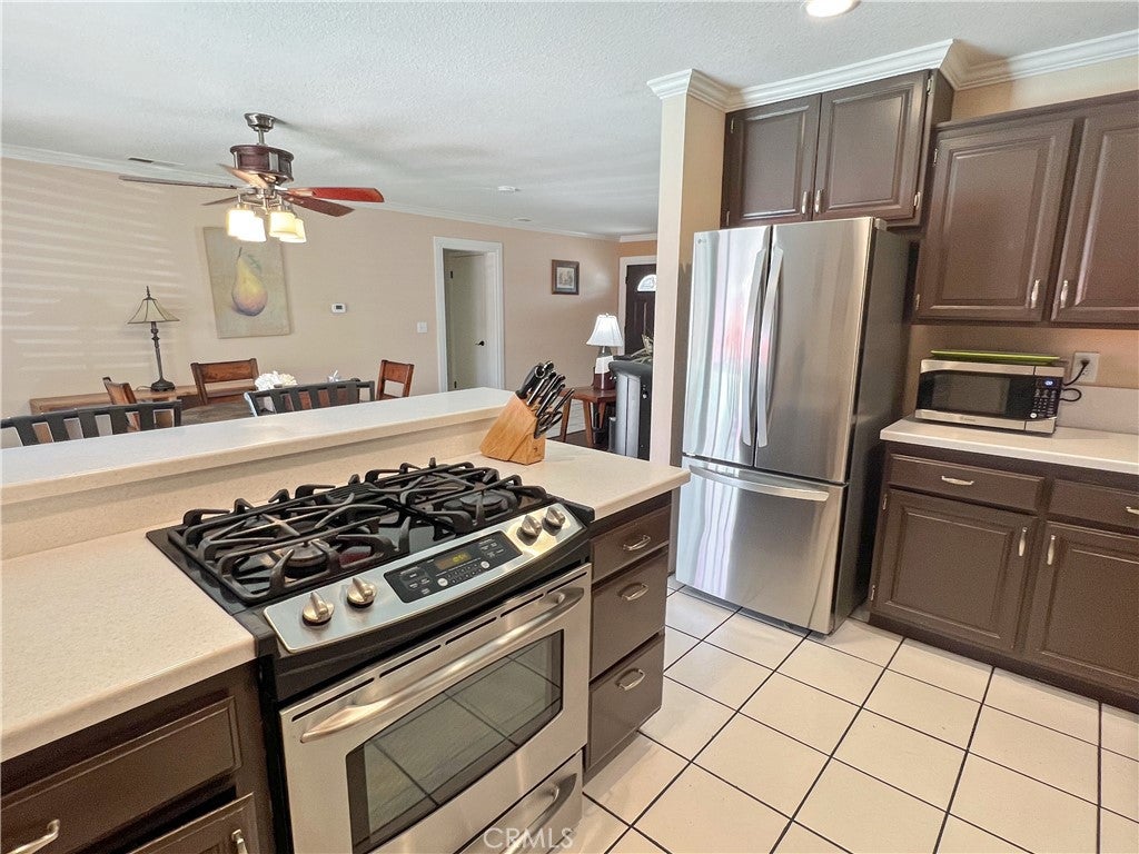 14901 Quill Circle, Huntington Beach CA 92647 - Photo 10