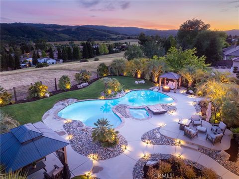 Tiny photo for 1579 Via Rojas, Templeton, CA 93465 (MLS # NS26084867)