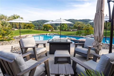 Tiny photo for 1579 Via Rojas, Templeton, CA 93465 (MLS # NS26084867)