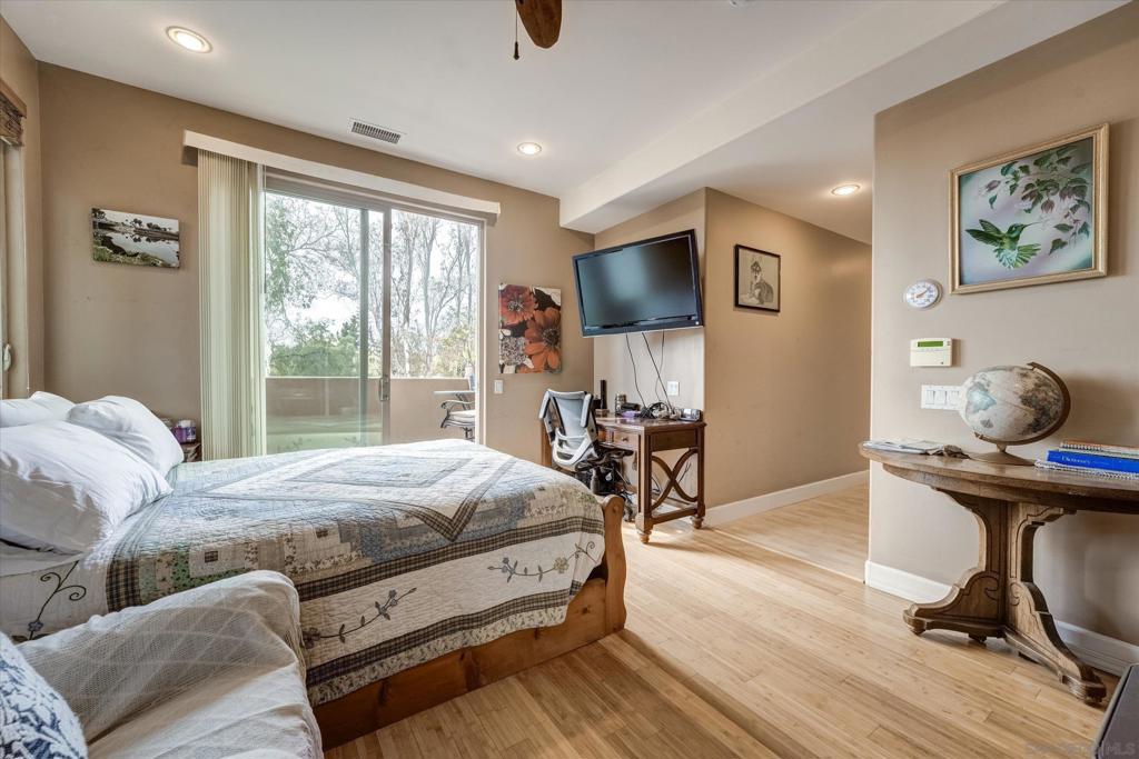 Pacific Beach - Residential