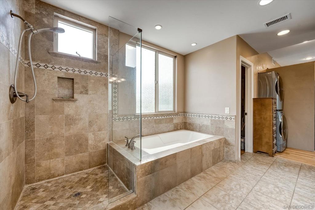 Pacific Beach - Residential