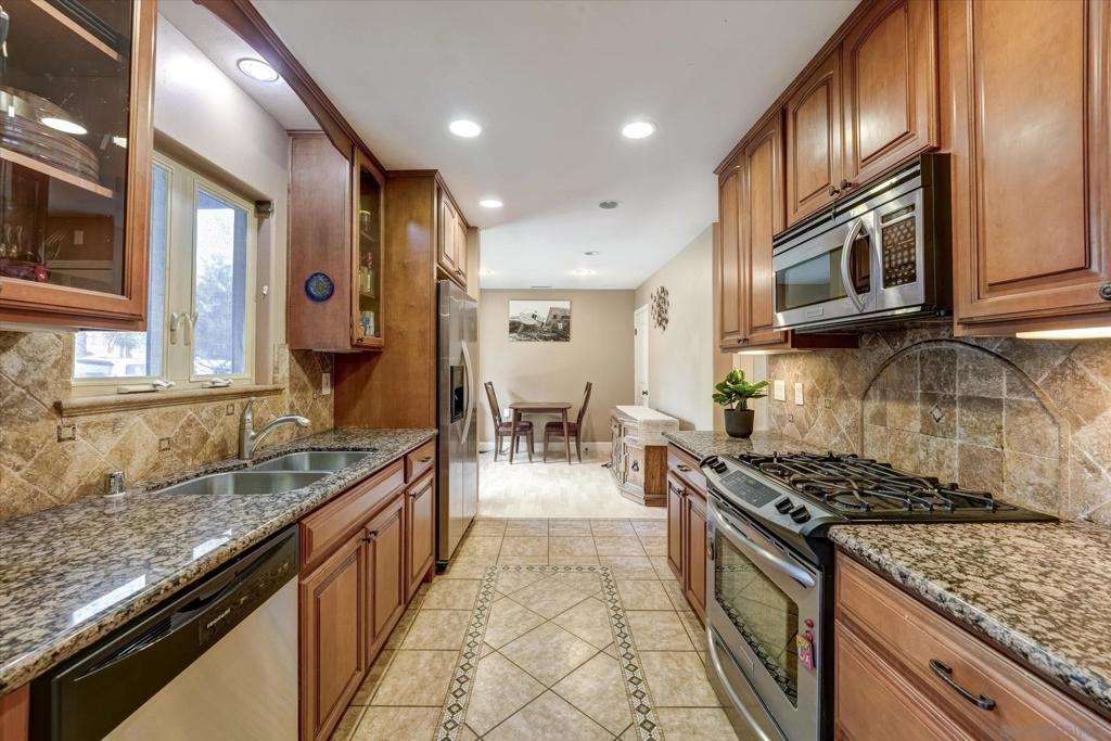 Pacific Beach - Residential