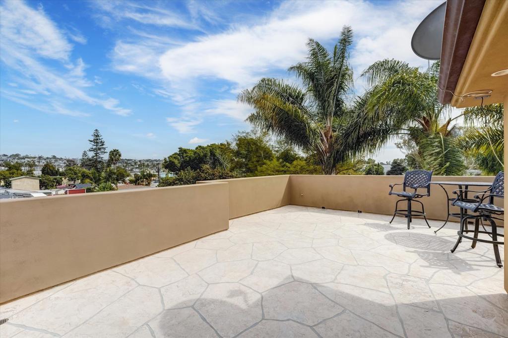 Pacific Beach - Residential