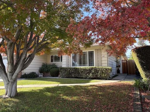 Photo of 580 Pomeroy Avenue, Santa Clara, CA 95051 (MLS # ML82030573)