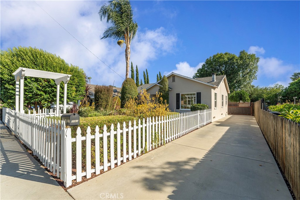 2682 Bonita Avenue