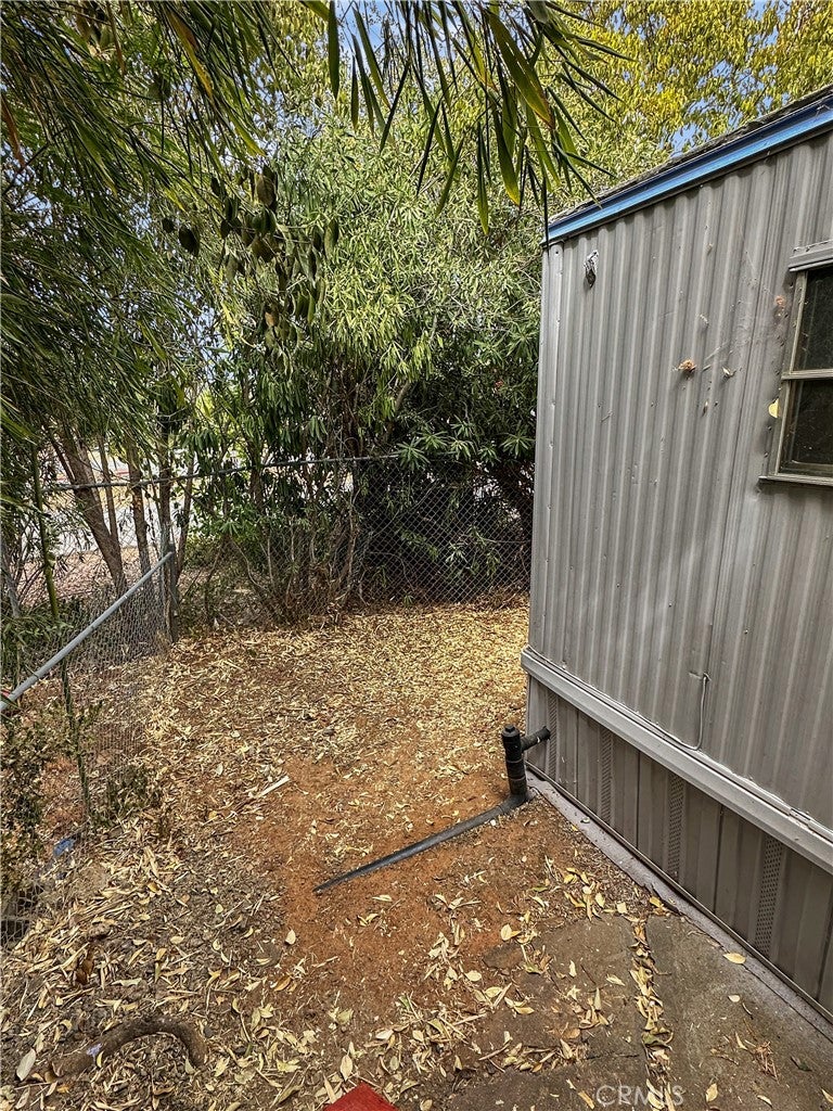 37 Acacia Avenue 2