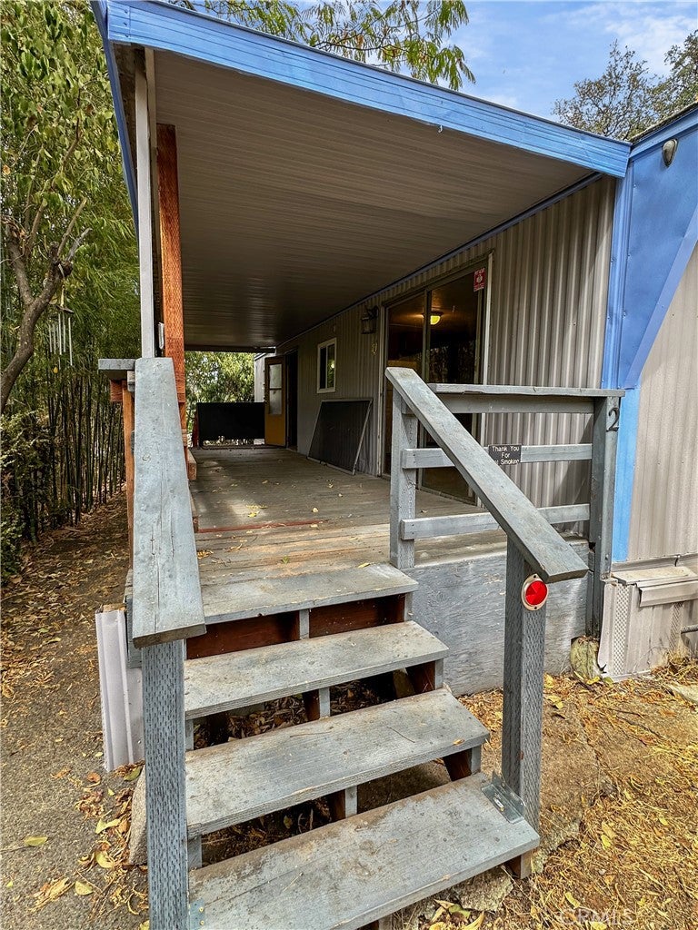 37 Acacia Avenue 2