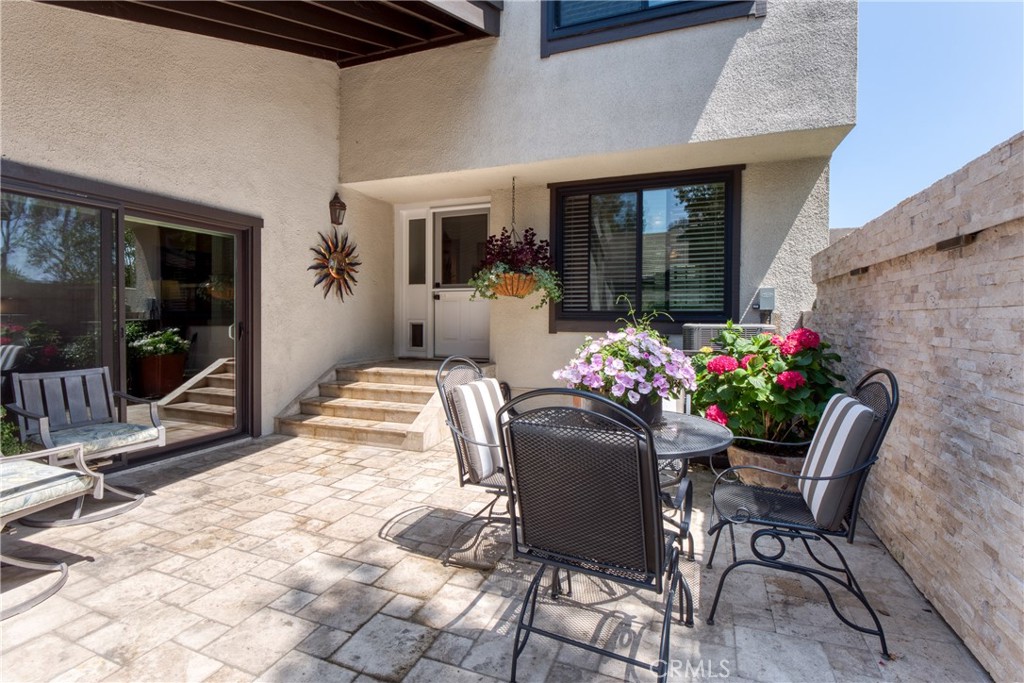 425 Old Ranch Road