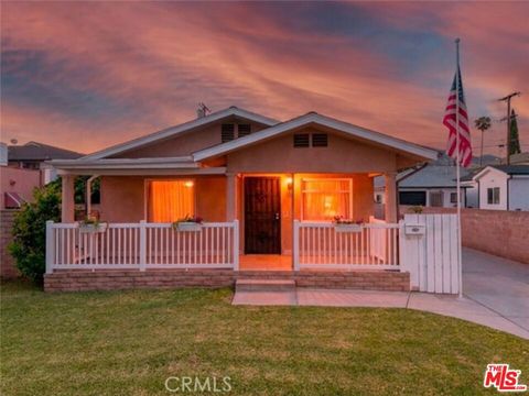 Photo of 609 Alexander Street, Glendale, CA 91203 (MLS # 26845157)