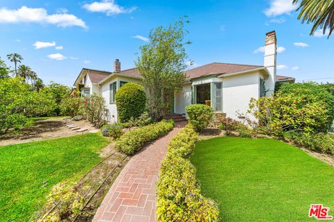 Photo of 475 21ST Street, Santa Monica, CA 90402 (MLS # 26637647)