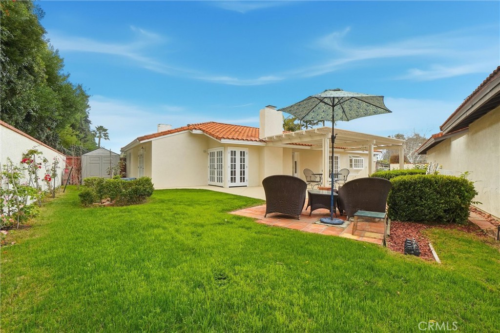 24952 Sunset Place E