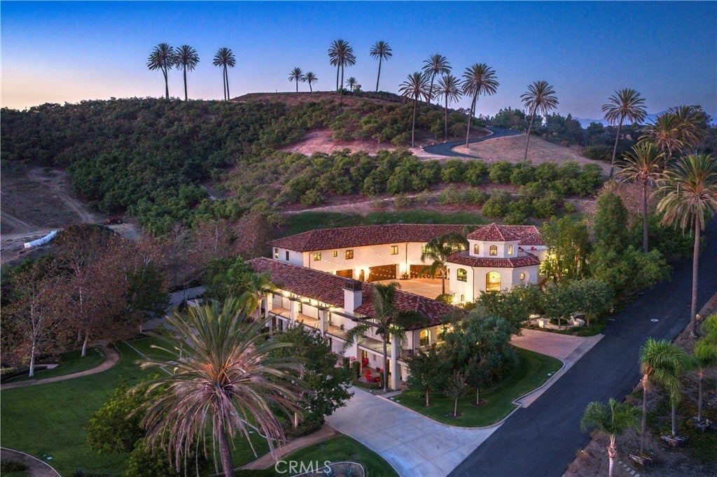 Photo of 31062 Casa Grande Dr, San Juan Capistrano, CA 92675 (MLS # NP25245986)