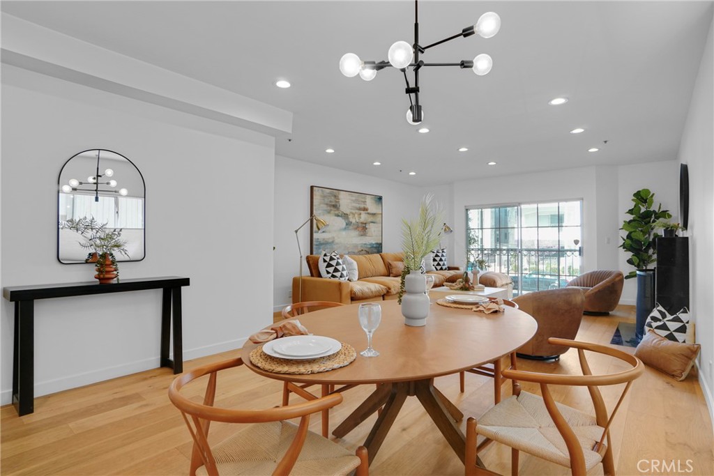 1871 Greenfield Avenue 102