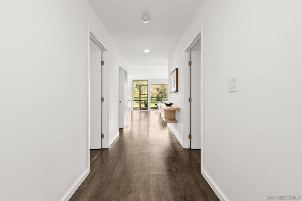 2556 Navarra Drive C