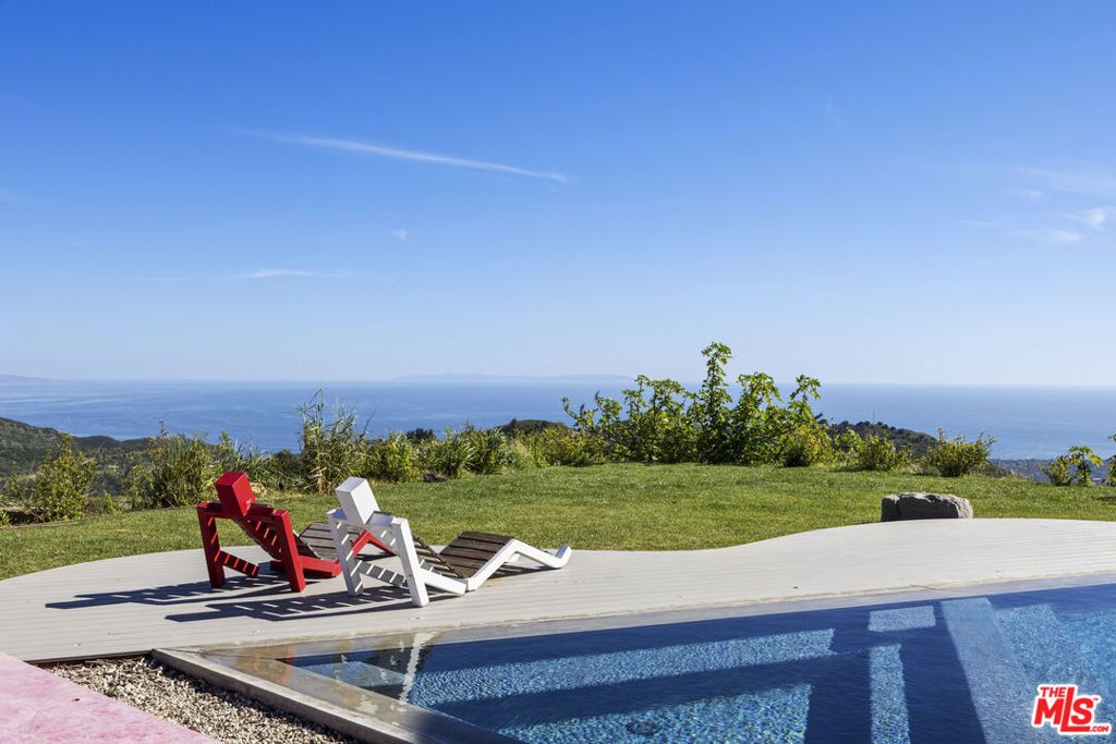 Photo of 2514 Cayman Road, Malibu, CA 90265 (MLS # 26670497)