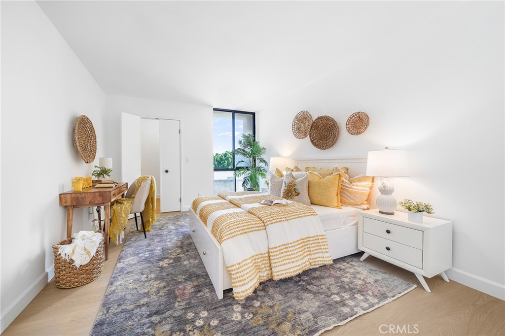Beautiful and spacious 2-bedroom, 2-bathroom condo located in the heart of Little Tokyo in Downtown Los Angeles. Just steps from the Arts District, Metro lines, and some of LA’s best dining, shopping, and entertainment, this home offers the perfect blend of comfort and convenience. The well-designed layout features bedrooms on opposite sides of the unit, each with walk-in closets and en-suite bathrooms, providing ideal privacy for roommates or families. The open-concept living and dining area is filled with natural light and flows seamlessly into a well-appointed kitchen with ample cabinet space. Additional features include an in-unit washer and dryer, central heating and air conditioning, and two side-by-side parking spaces conveniently located near the elevator. The unit itself is also close to the elevator for added ease.
Located in the secure and amenity-rich Tokyo Villa community, residents enjoy access to a fitness center, indoor hot tub and sauna, a serene Japanese garden with koi pond, 24-hour front desk security, controlled access entry, community storage, and peaceful courtyard sitting areas. With a Walk Score of 95, you’re within walking distance to Union Station, top-rated restaurants, cafes, museums, and nightlife. Whether you're a first-time homebuyer, investor, or seeking a low-maintenance urban lifestyle, this move-in-ready condo offers exceptional value in one of LA’s most desirable neighborhoods.