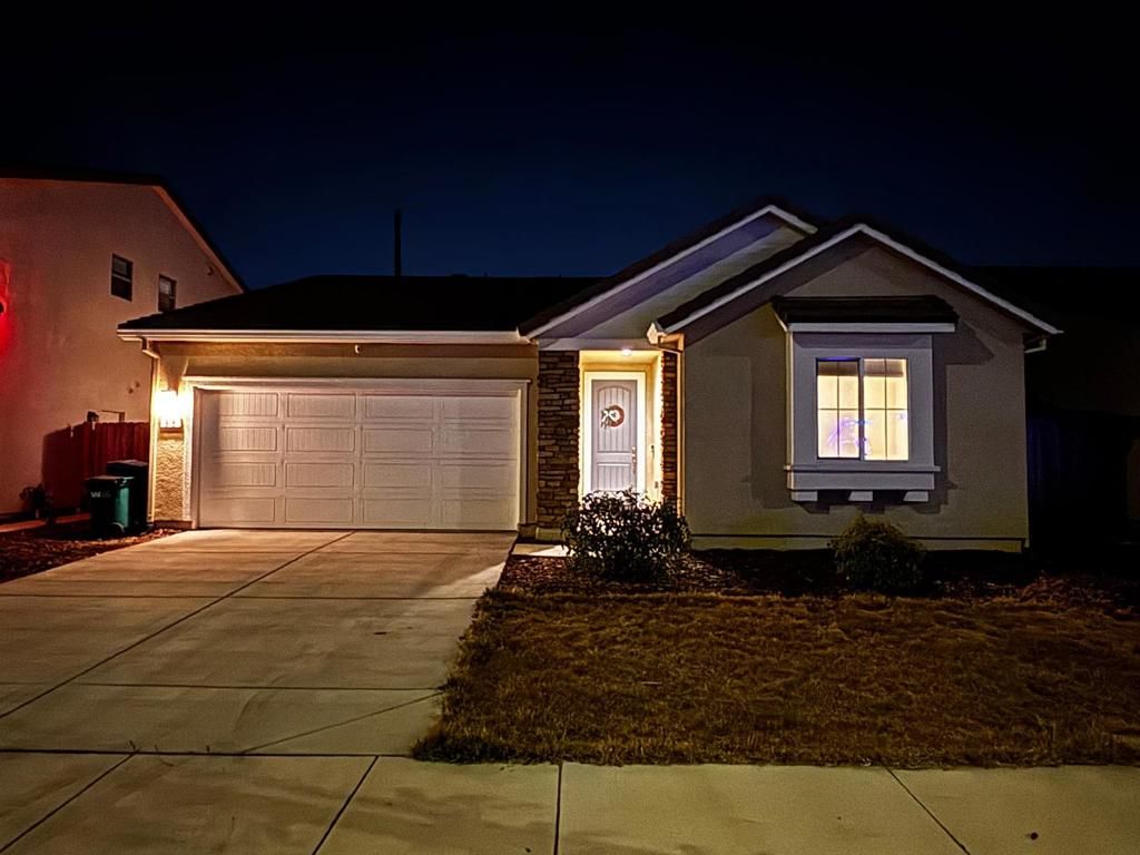 Photo of 918 E Fargo Street, Stockton, CA 95204 (MLS # ML82023283)