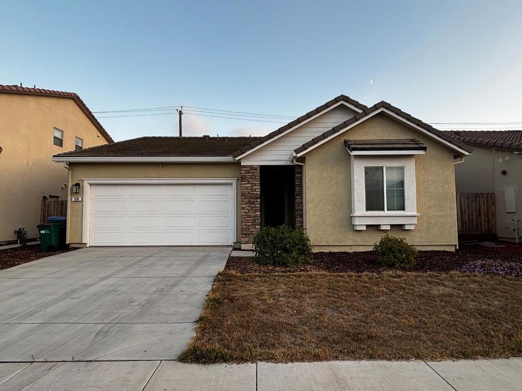Photo of 918 E Fargo Street, Stockton, CA 95204 (MLS # ML82023283)