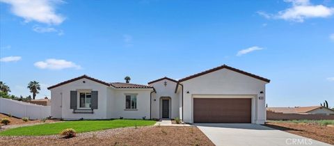 1432 Moore Street Redlands CA 92374