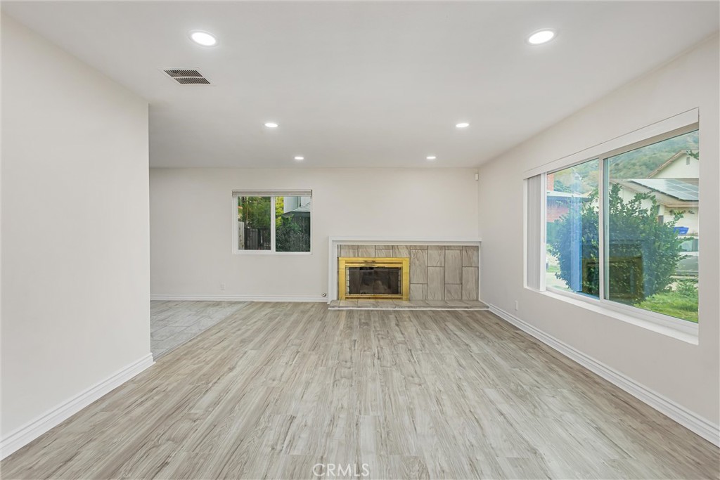 5624 Wadsworth Avenue