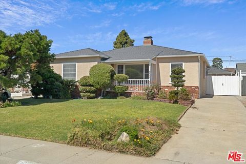 Photo of 6711 W 87th Place, Los Angeles, CA 90045 (MLS # 26660639)