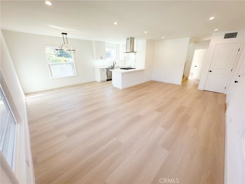 Photo of 1700 Del Valle Avenue #1706 1/2, Glendale, CA 91208 (MLS # GD26008812)