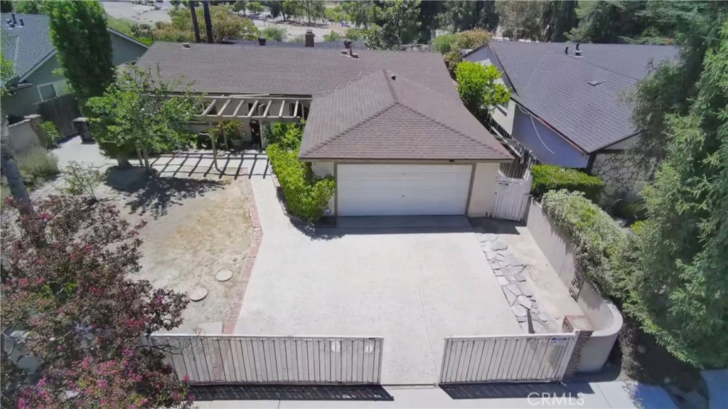 Welcome to this single-story, breathtaking panoramic view of the Valley and Castle Peak Mountain home in the heart of the West Hills! Gated, bright & light, open floor plan! Elegant, spacious living room, formal dining room open to the kitchen, perfect for entertaining. Sliding glass doors provide endless spectacular views from the spacious master bedroom, formal dining, and kitchen areas! Located in EL CAMINO, HALE, POMELO SCHOOL DISTRICT! Minutes from The Village, Calabasas Commons, top dining, shopping, and entertainment, MAGNIFICENT SUNSET AND SUNRISE BACK-YARD. This home truly has it all. Make this beautiful home your sweet home!