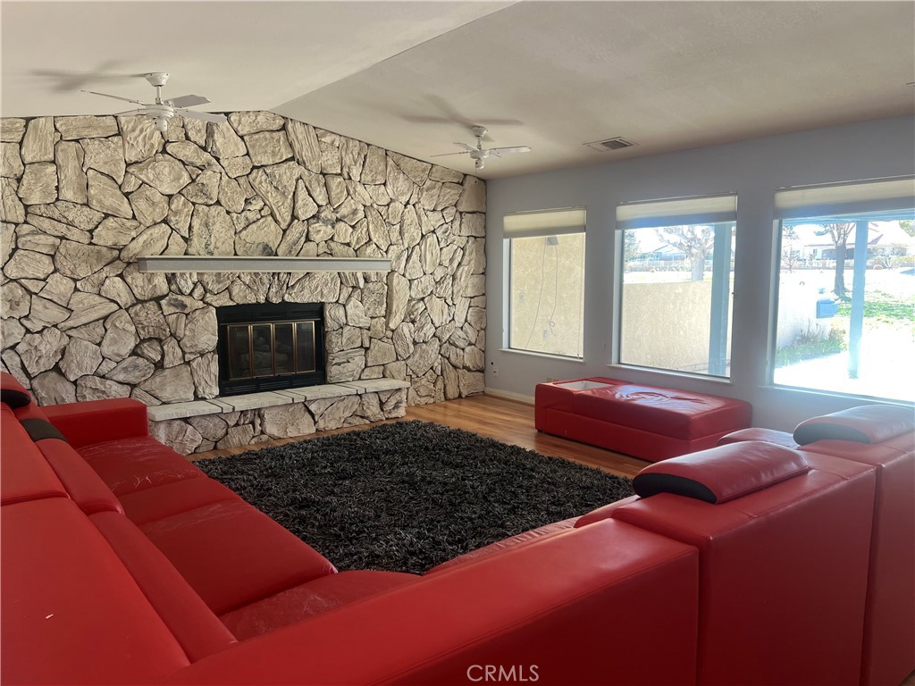14627 Greenbriar