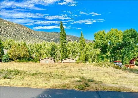 Photo of 16505 Mil Potrero Highway, Pine Mountain Club, CA 93222 (MLS # SR25221903)