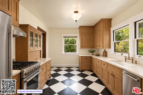 Tiny photo for 645 E Micheltorena Street, Santa Barbara, CA 93103 (MLS # 26985955)