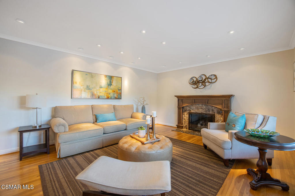 1019 Riopelle Court