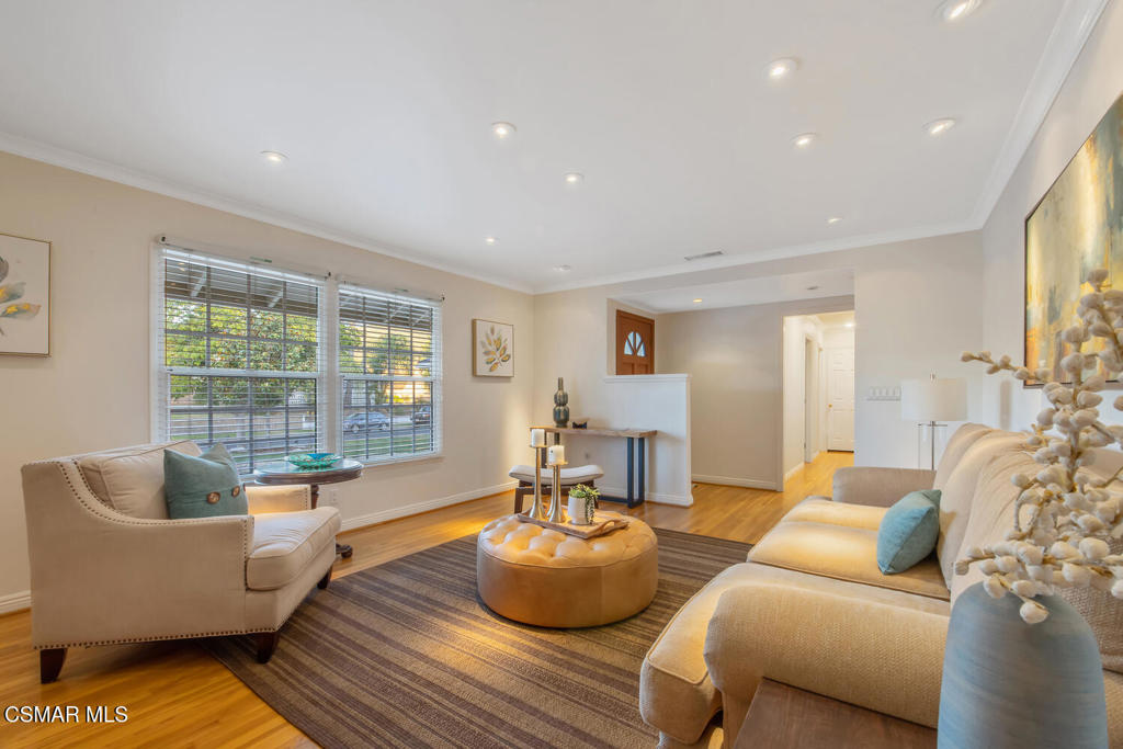 1019 Riopelle Court