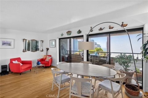 Tiny photo for 431 Camino De Las Colinas, Redondo Beach, CA 90277 (MLS # SB25241248)