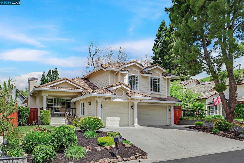 SHADOW CREEK - Residential