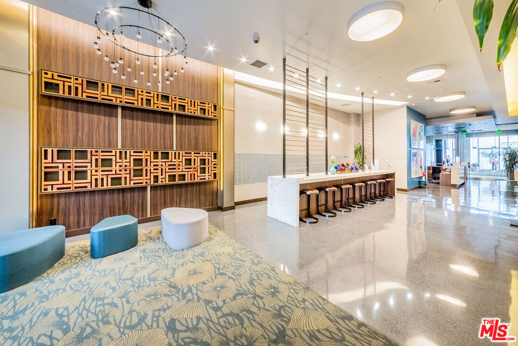 3810 Wilshire Boulevard 1105