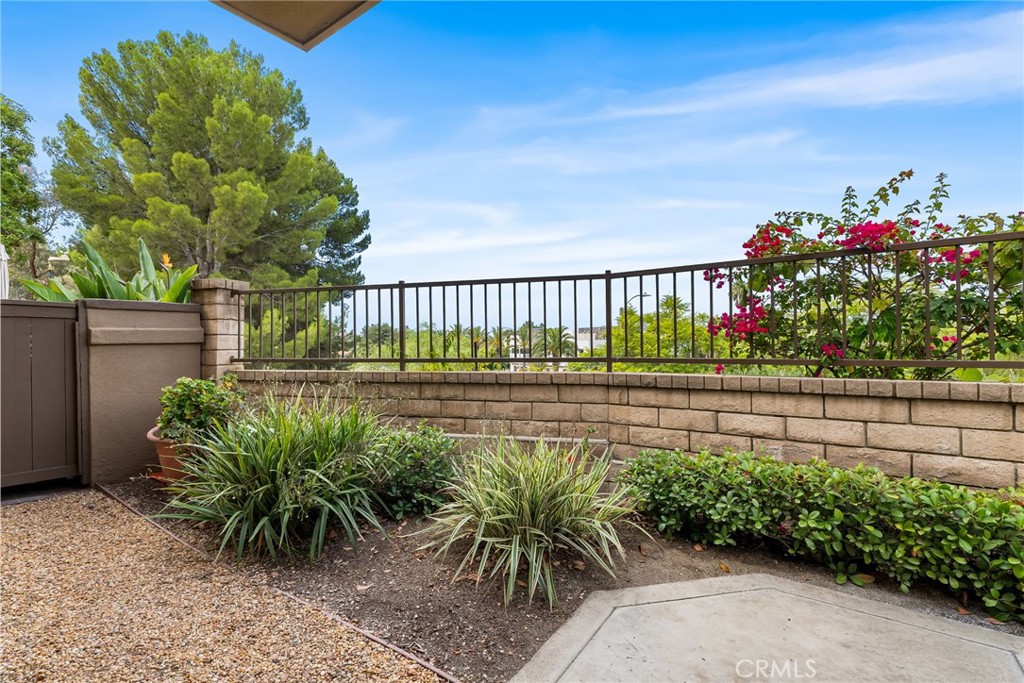 Laurelwood (LRWD) - Residential