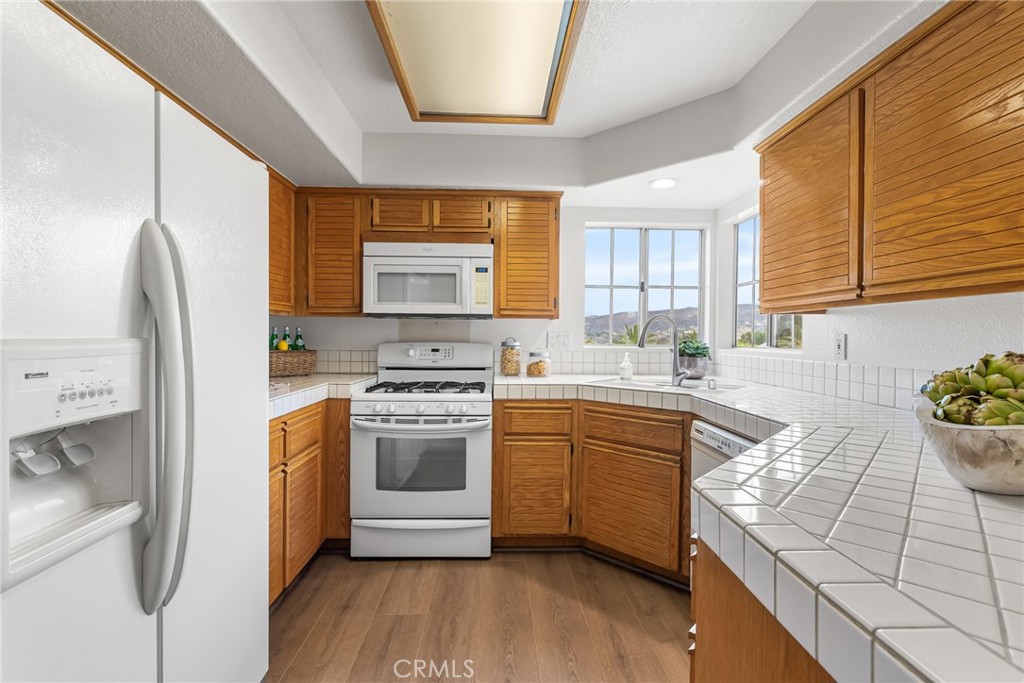 Laurelwood (LRWD) - Residential