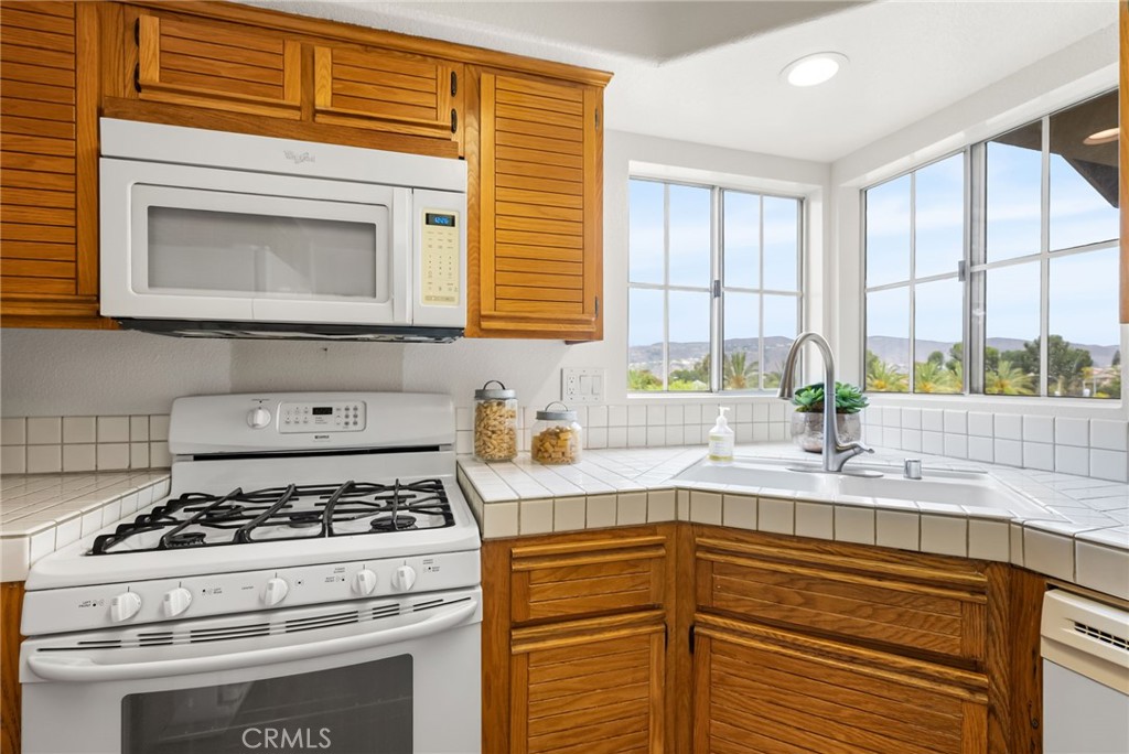 Laurelwood (LRWD) - Residential