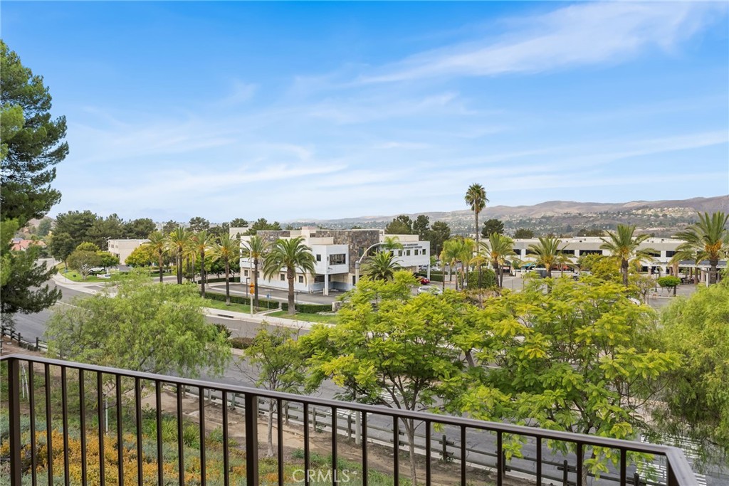 Laurelwood (LRWD) - Residential