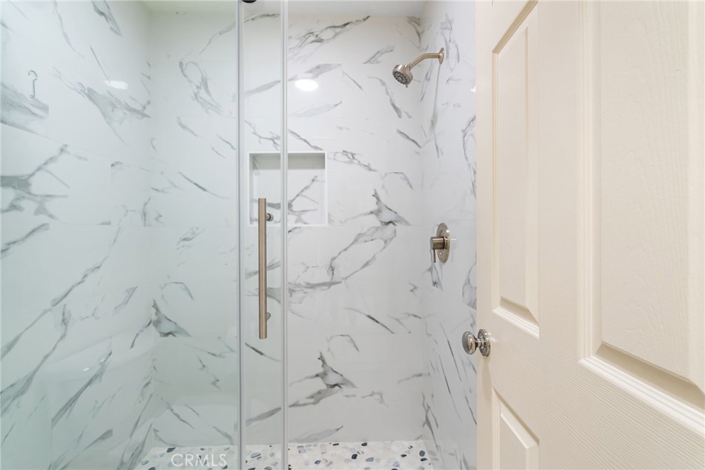 Laurelwood (LRWD) - Residential