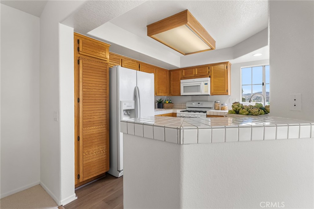 Laurelwood (LRWD) - Residential